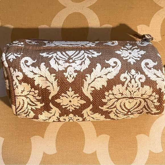 Toss Designs NWT Jute Barrel Cosmetic Bag White Damask, 8” X 4.5” - Picture 9 of 10